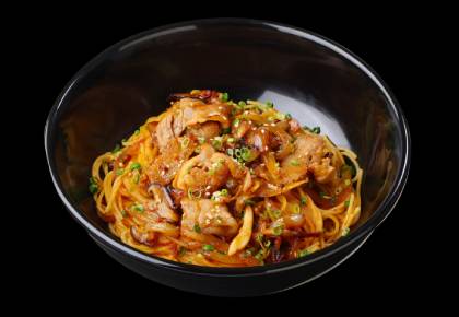 トマトソースの生姜焼きすぱ