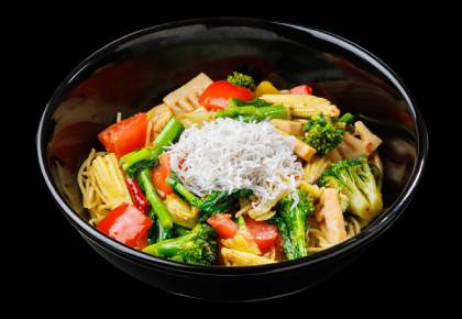  釜あげしらすと春野菜のペペロンチーノ